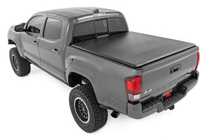 Rough Country Soft Roll Up Bed Cover 5' Bed | Toyota Tacoma 2WD/4WD (2016-2023)