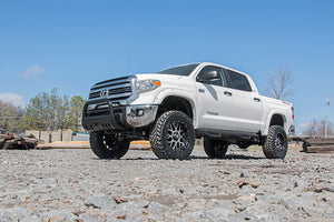 Rough Country 6 Inch Lift Kit | Toyota Tundra 2WD/4WD (2016-2021)