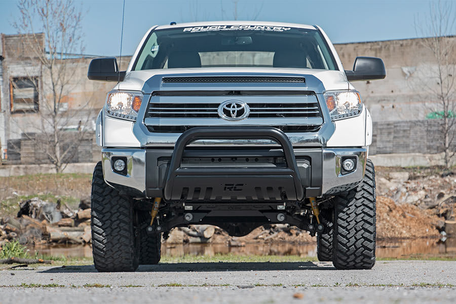 Rough Country 6 Inch Lift Kit | Toyota Tundra 2WD/4WD (2016-2021)