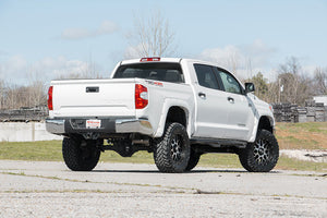 Rough Country 6 Inch Lift Kit | Toyota Tundra 2WD/4WD (2016-2021)