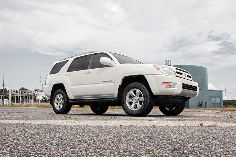 Rough Country 2 Inch Lift Kit | Toyota 4Runner 4WD (2003-2009)