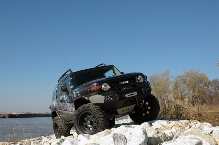 Rough Country 6 Inch Lift Kit | Toyota FJ Cruiser 2WD/4WD (2007-2009)