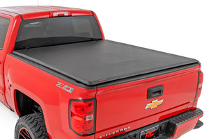 Rough Country Soft Roll Up Bed Cover | Chevy/GMC 1500/2500HD/3500HD (14-19 & Classic)