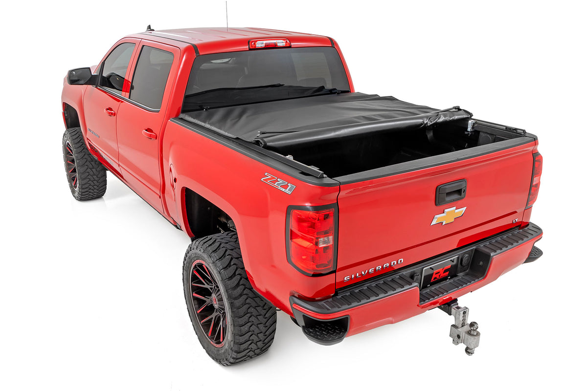 Rough Country Soft Roll Up Bed Cover | Chevy/GMC 1500/2500HD/3500HD (14-19 & Classic)
